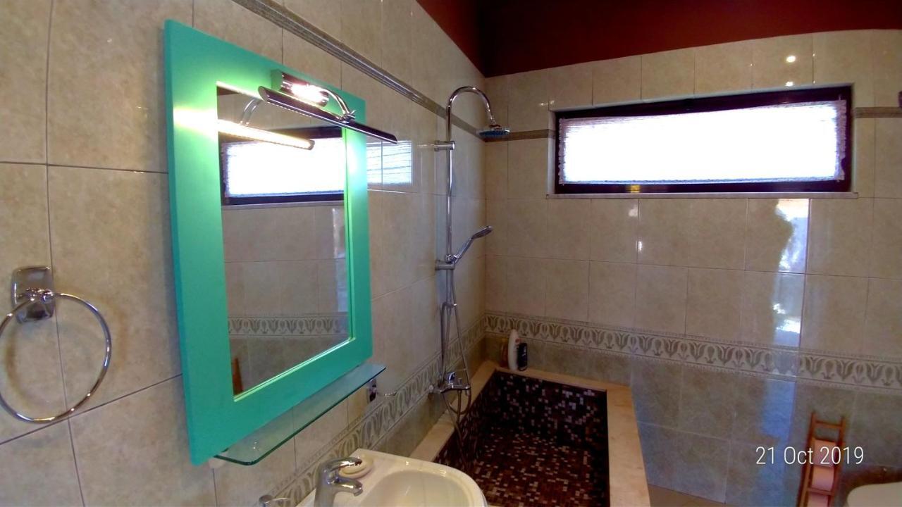 Kaloj Apartamento *